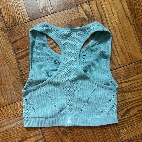 Alo Yoga Top - Picture 2 of 4